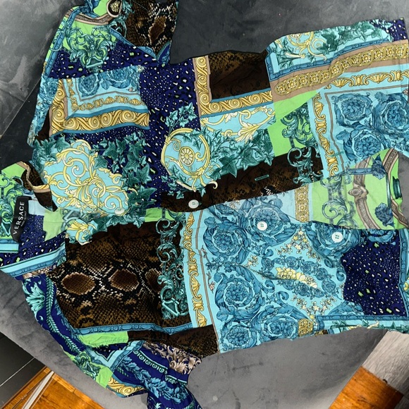 Two pc set - Picture 7 of 9